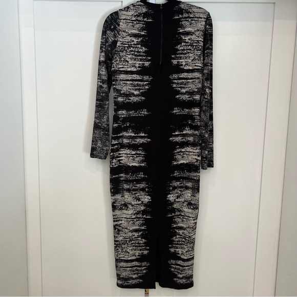 Black and white midi pencil long sleeve dress - Picture 9 of 10